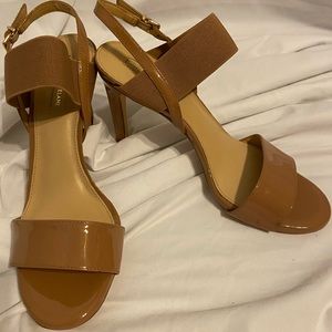 Antonio melani nwot tan heels size 8